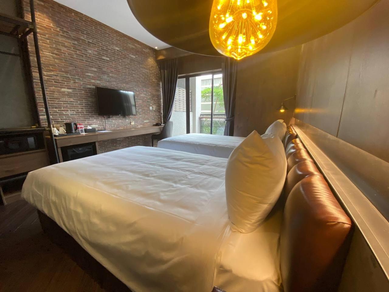 Check Inn Phnom Penh Bkk1 Luaran gambar