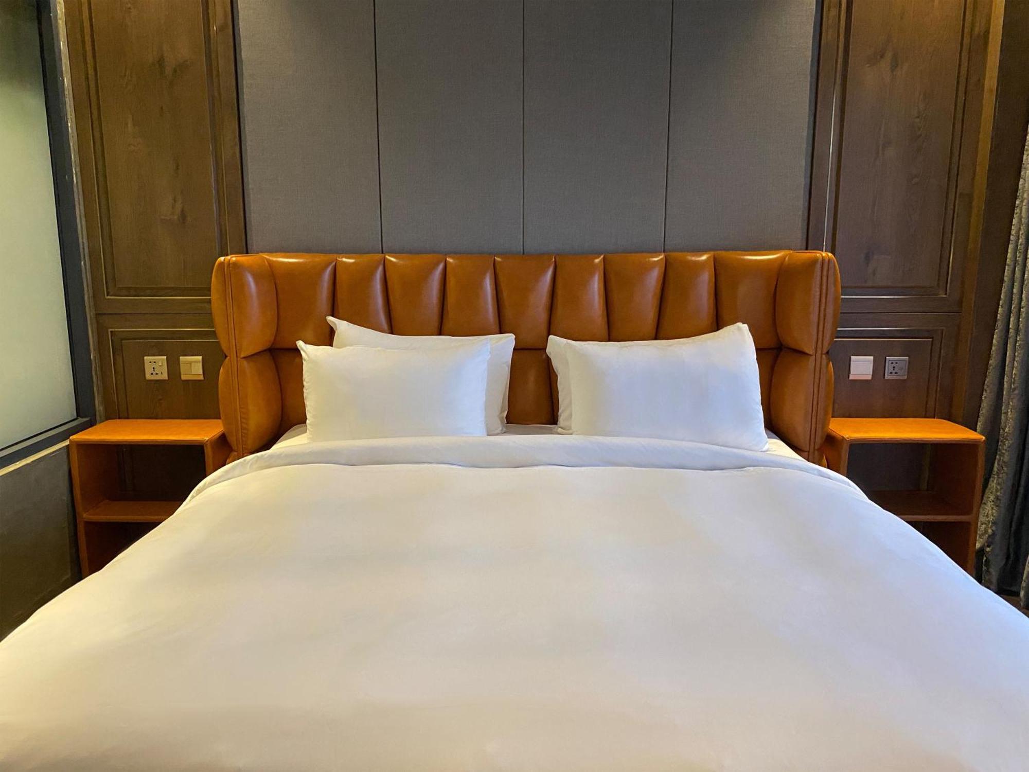 Check Inn Phnom Penh Bkk1 Luaran gambar