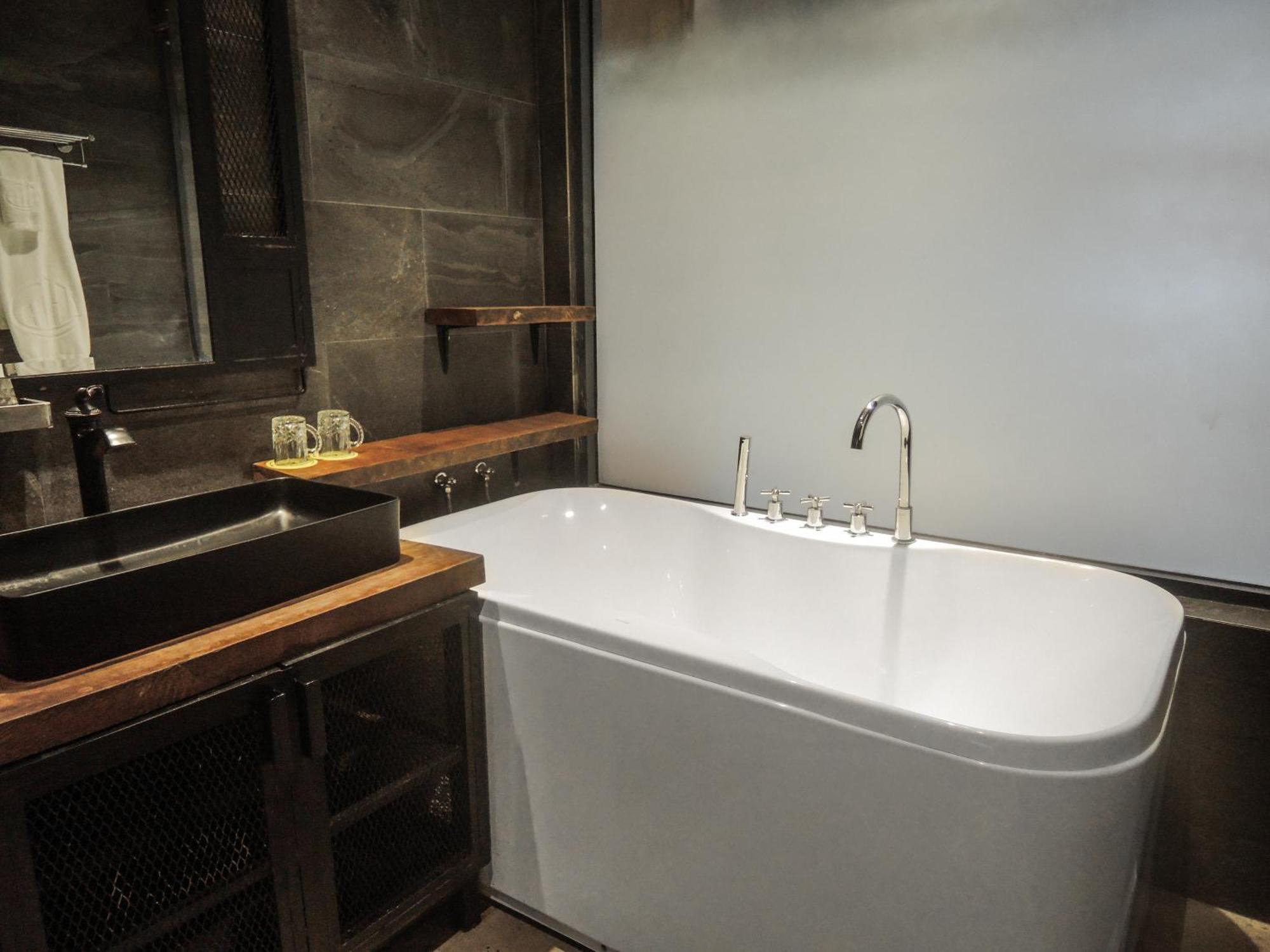 Check Inn Phnom Penh Bkk1 Luaran gambar